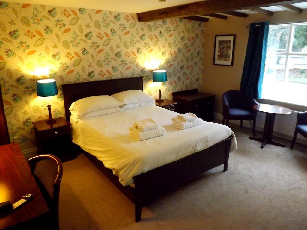 The Jacobean Hotel Coventry Exterior foto